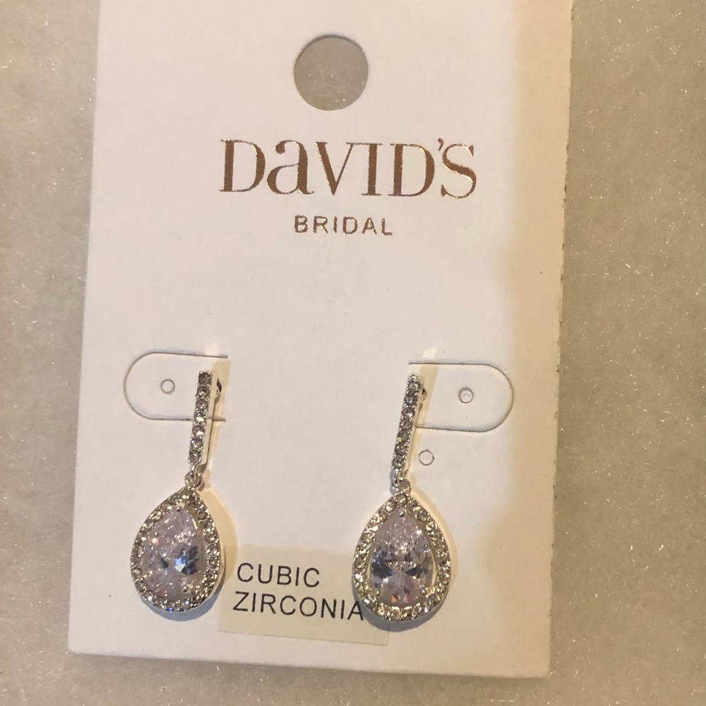 David’s Bridal Earrings